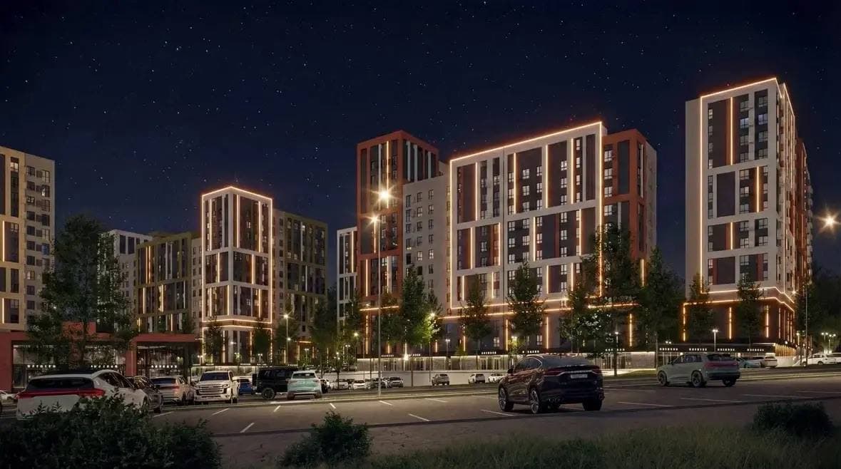 Корпуса комплекса вечером